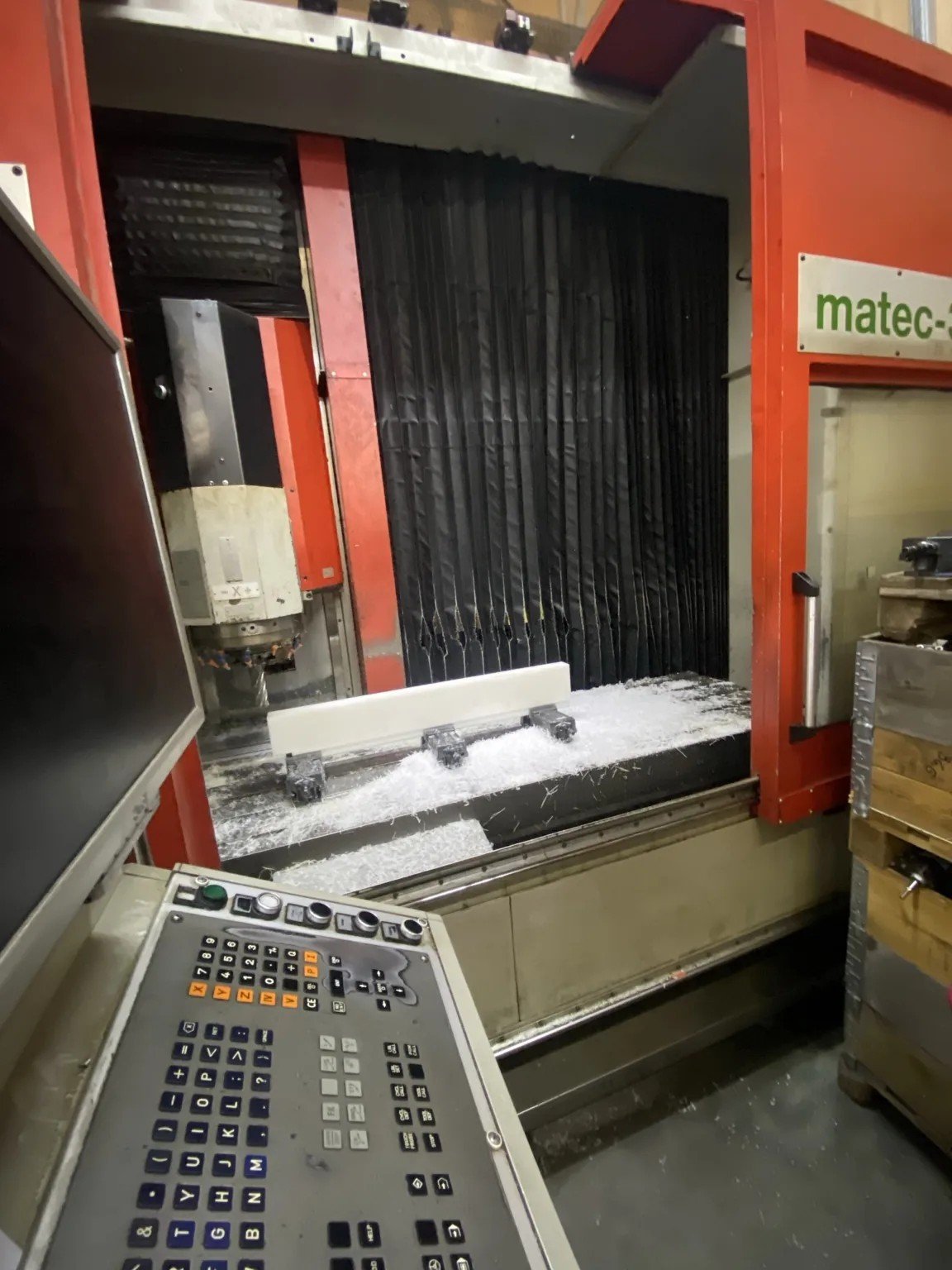 Frezowanie CNC części metalowej – Zawadzki Industry