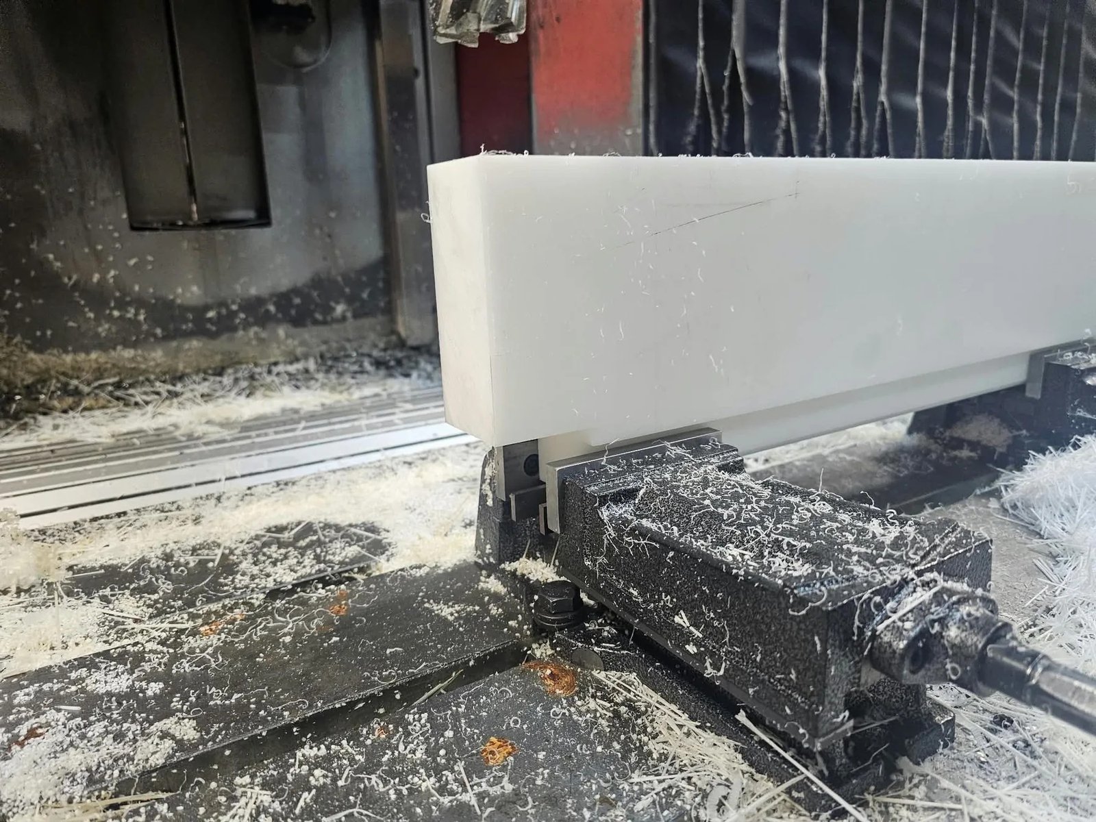 Obróbka tworzyw technicznych na frezarce CNC
